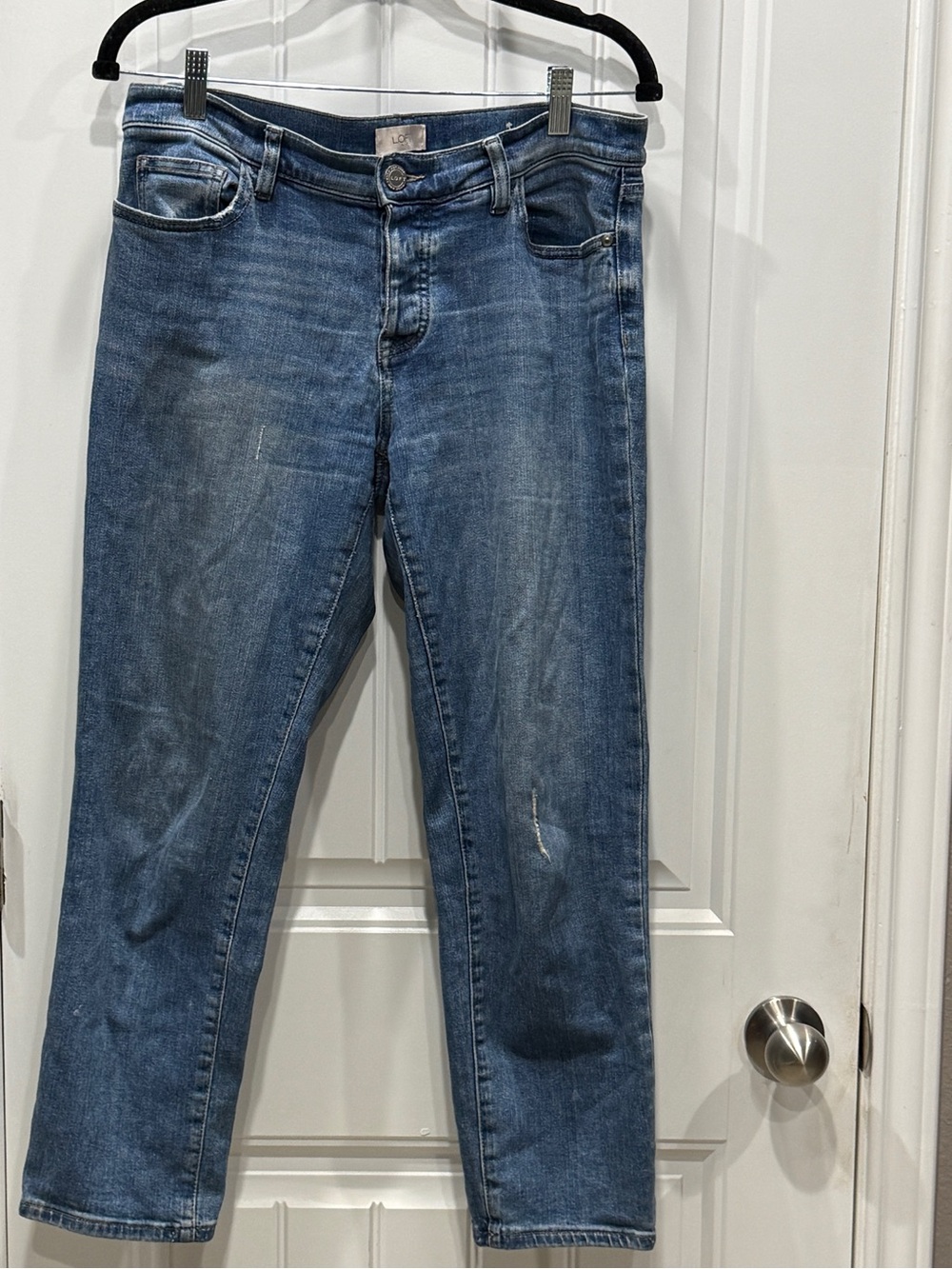 LOFT Women’s Size 4 Boyfriend Distressed & Stretch Jeans Medium Wash EUC